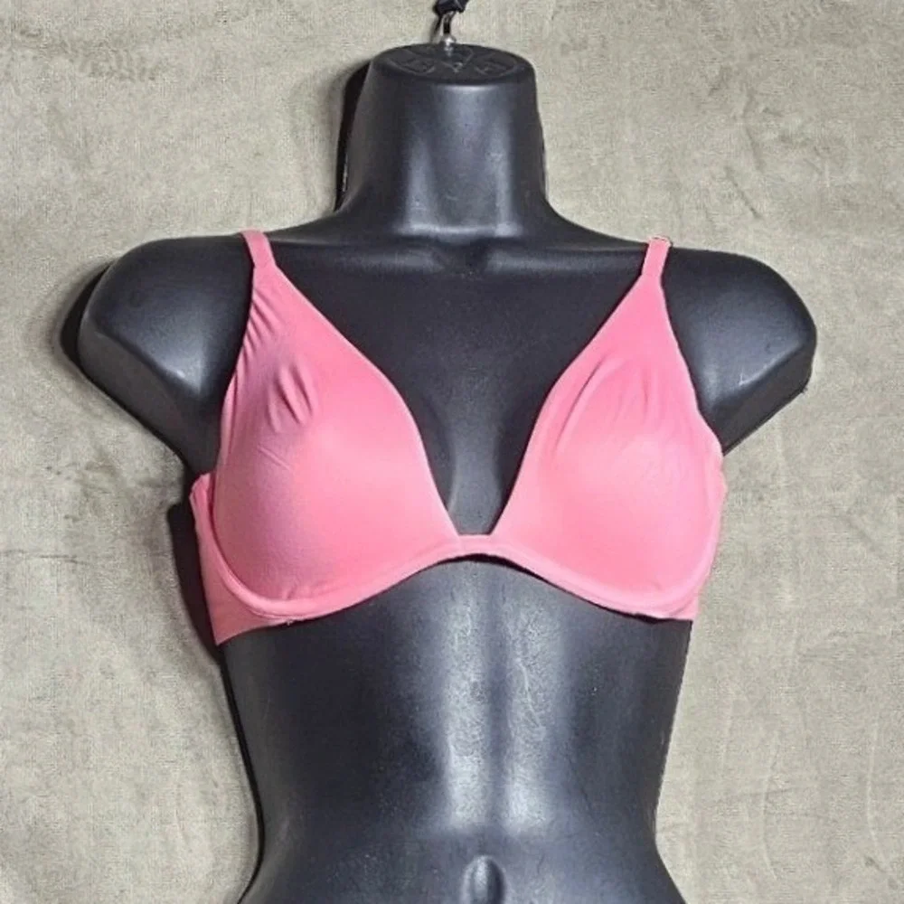 Victoria's Secret Incredible Unlined Plunge Bra Pink 32D Underwire New
